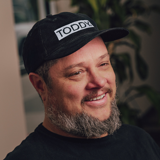 Toddy Dad Hat on model, right side