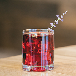 Hibiscus cold brewed mocktail drink on wooden table